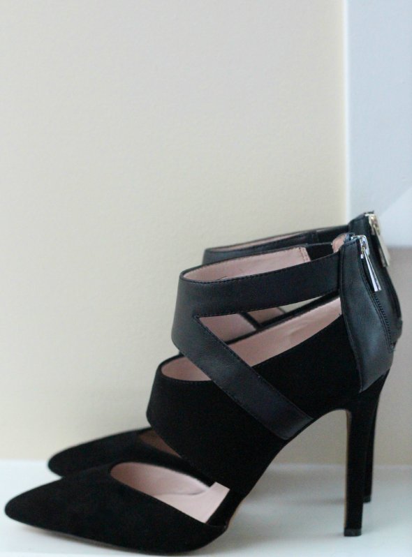 vince camuto heels