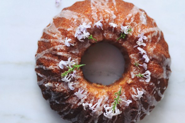 Lemon & Lilac Cake