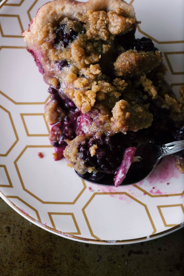 Blackberry & Blueberry Cornmeal Crumble Pie