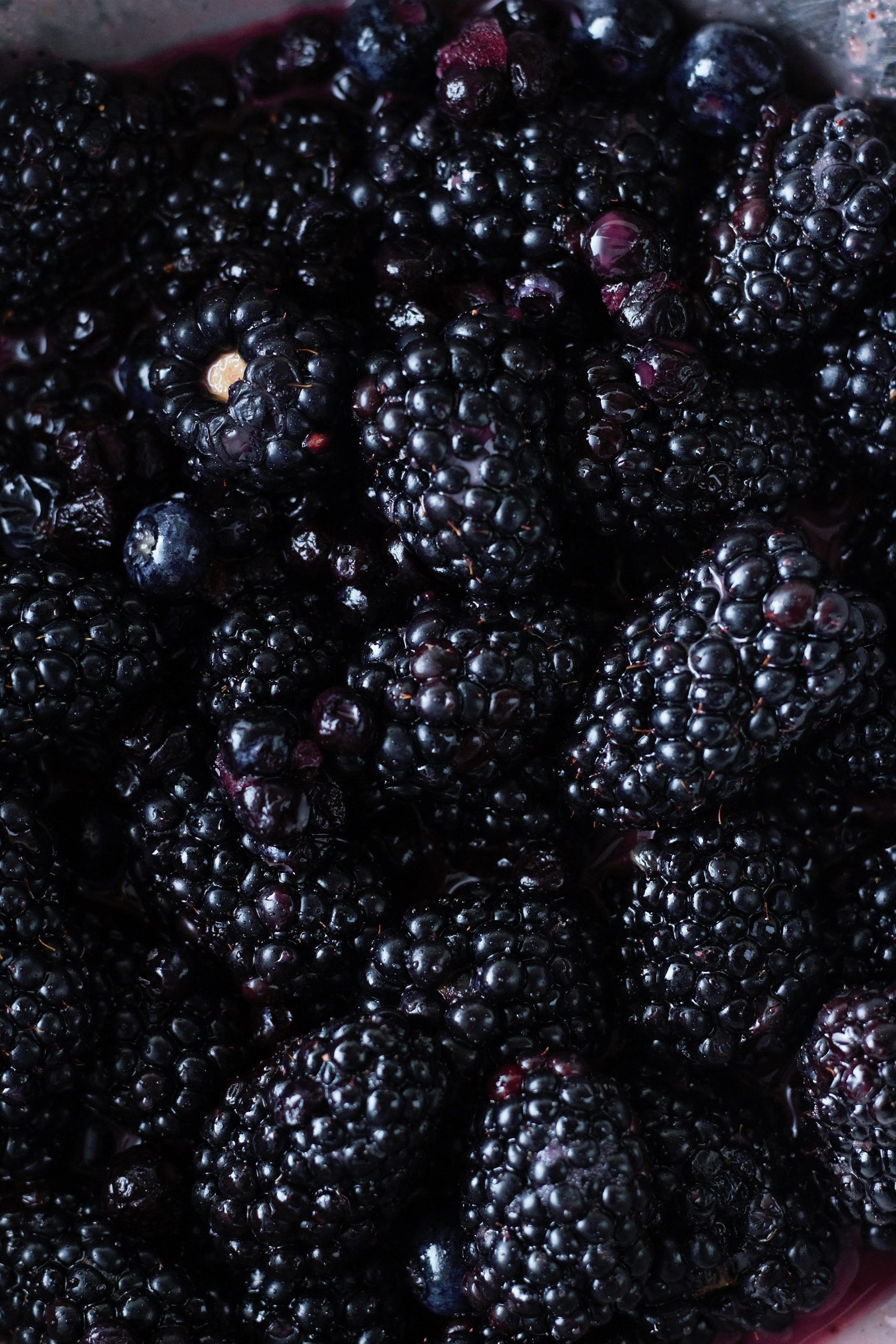 Blackberry & Blueberry Cornmeal Crumble Pie