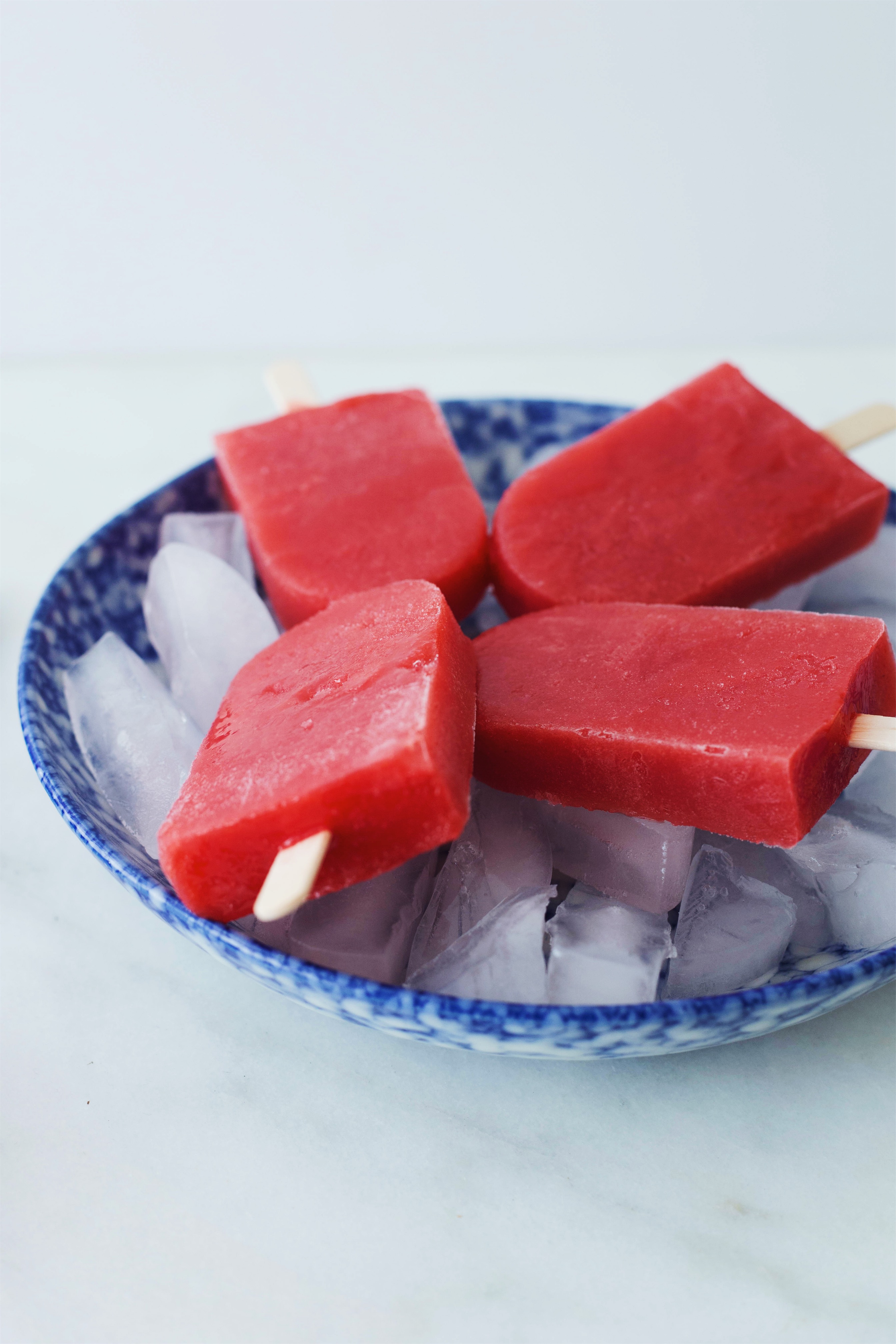 Strawberry Rosè Pops